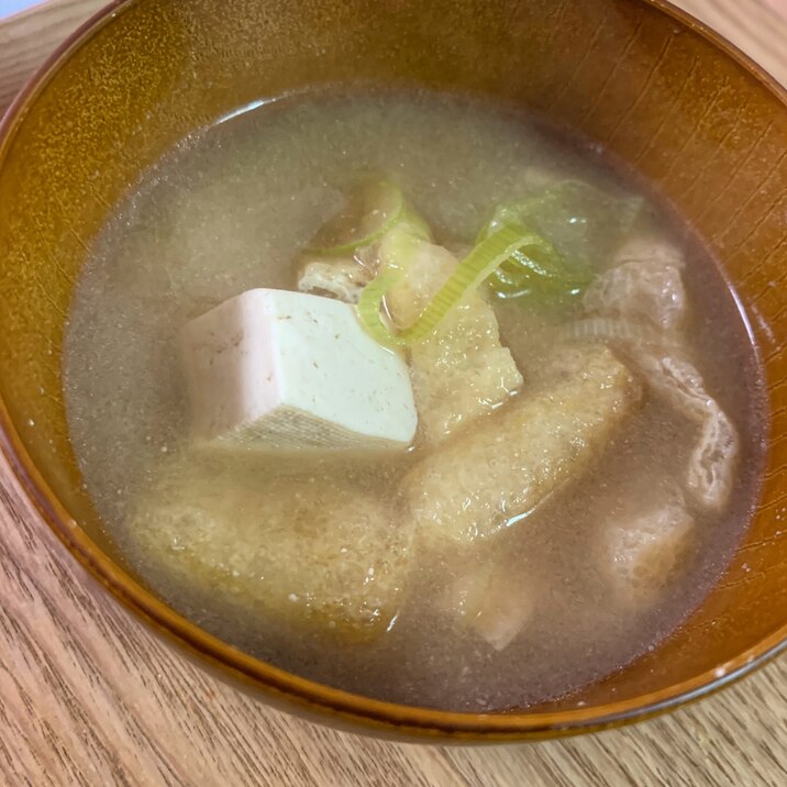 コスパ最強味噌汁♡豆腐と油揚げの味噌汁